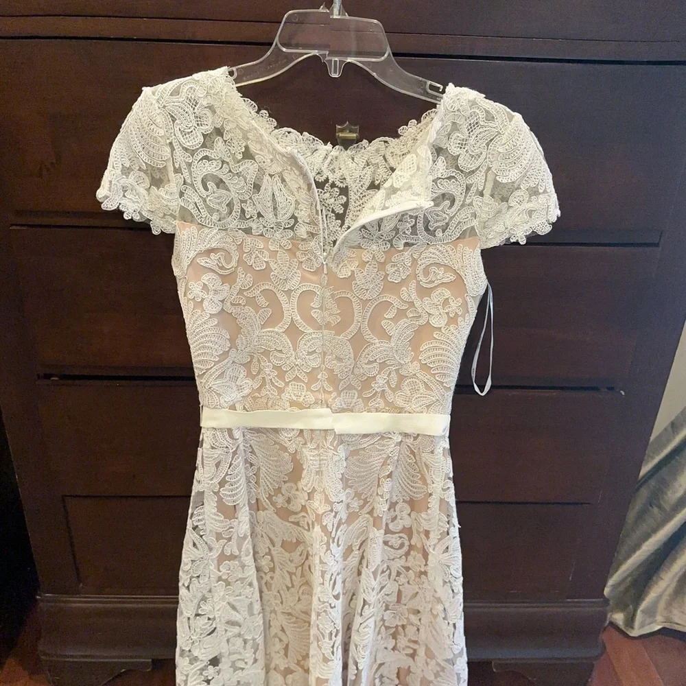 Tadashi Shoji Cream Flutter Sleeve Wedding Dress - Picture 2 of 14